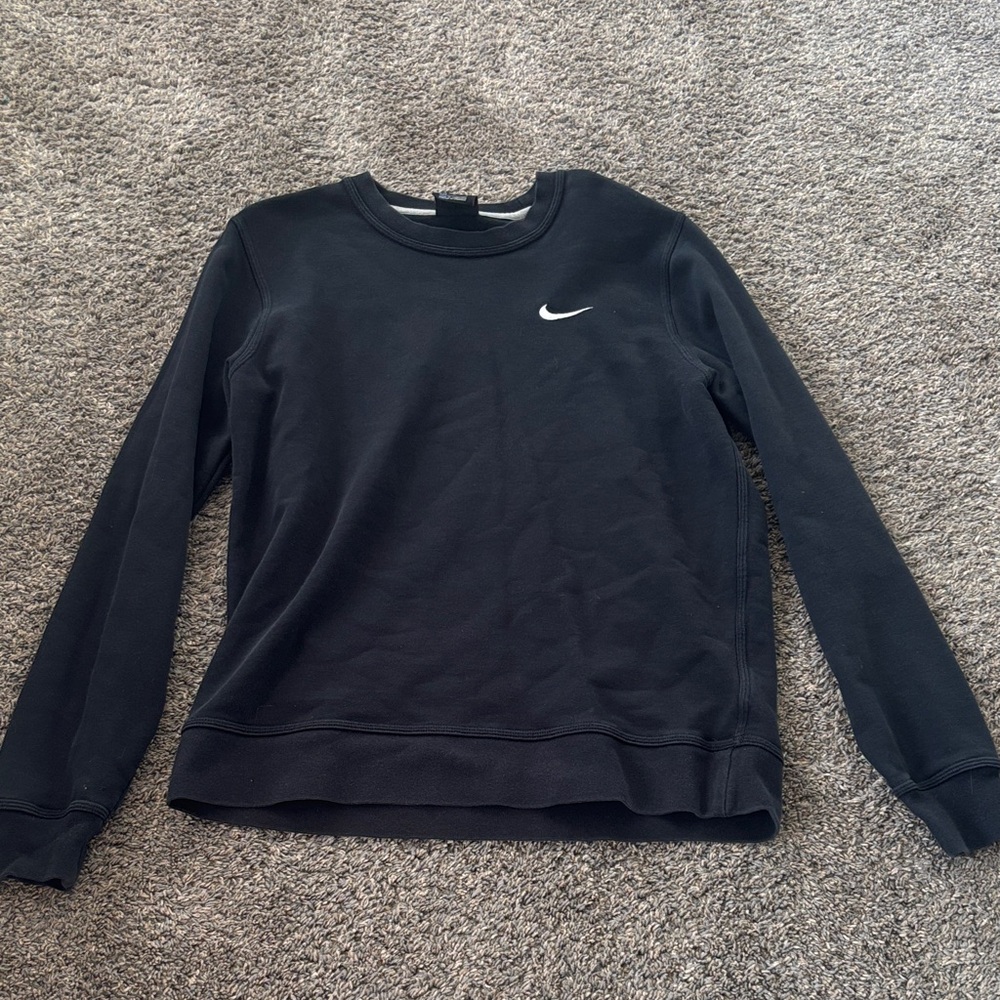 Nike Women's Black Crew Neck